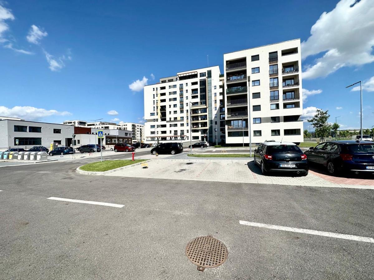 Kasper Coresi Mall - Rise Private Apartments & Suites Brasov Exterior photo
